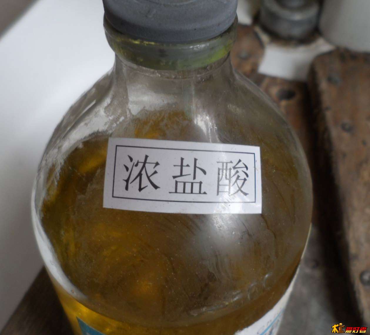 铸柄花纹钢作柳叶手把刀，金乙堂造，酸洗中 (1).jpg