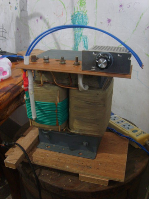 S8302824.JPG